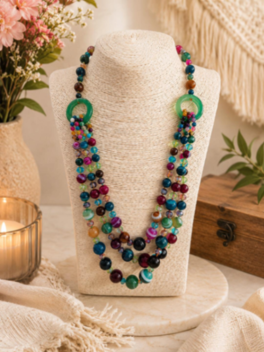 COLLAR EN COLORES EN CRISTALES SEMIPRECIOSAS