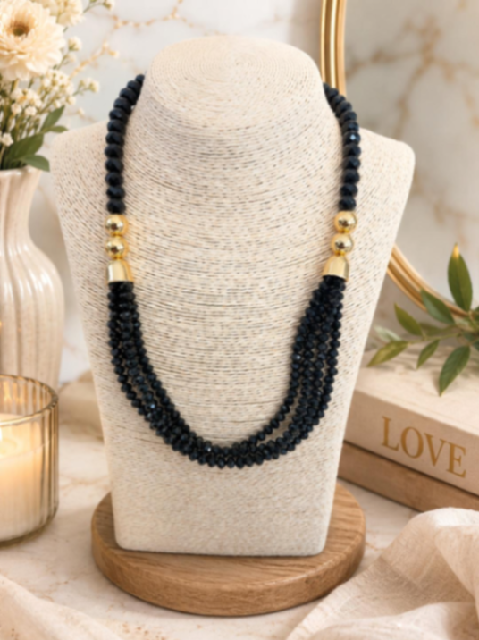 COLLAR NEGRO CON DORADO PIEDRAS NEGRAS BRILLANTES