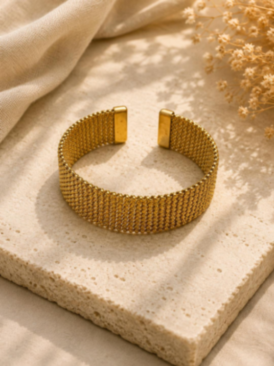 BANGLE ANCHO DORADO